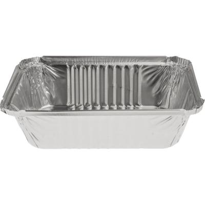 Rectangular aluminum foil container with rolled rim and raised edge 201x136x50 mm - R 45-940 L (oblique view)